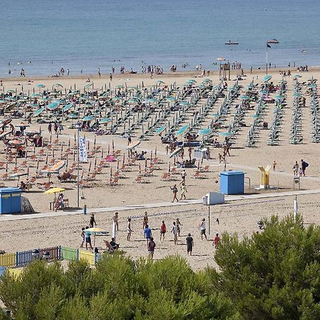 Venere - Appartamenti Bibione Eksteriør billede